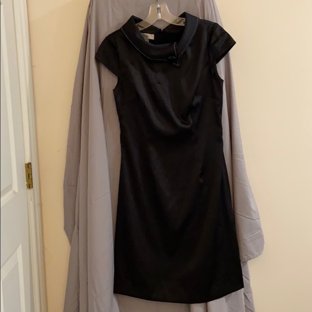 Dress Barn capped sleeve dress